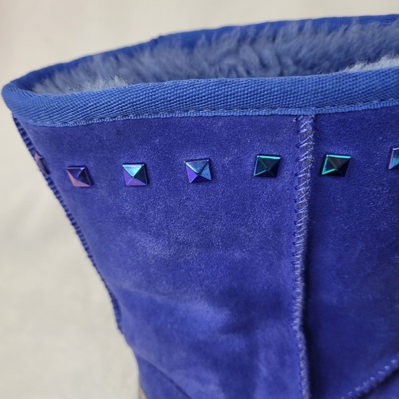 Pre-owned Rare blue Ugg boots US size 5 (big kid)with blue studs see photos - Picture 5 of 13